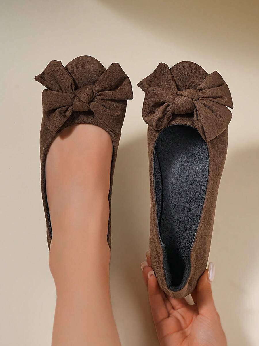 Chaussures plates à bout rond classiques pour femmes avec nœud papillon distinctif - Chaussures plates pour femmes à enfiler avec semelle souple et bout rond, légères et confortables - Design de nœud papillon à la mode qui met en valeur l'élégance - Classique, à la mode, élégant, polyvalent