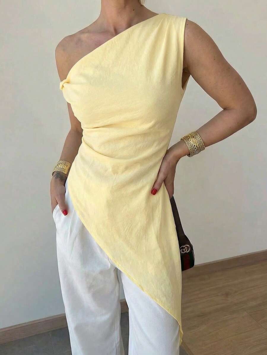 Đầm midi nữ kiểu mới màu vàng, dây xoắn, lệch vai, không tay, eo nhún, vạt bất đối xứng, xẻ tà bên hông, thanh lịch, giản dị, thiết kế Y2K tối giản, cơ bản, thích hợp cho câu lạc bộ, bãi biển, hẹn hò, kỳ nghỉ, đồng quê, hòa nhạc, sinh nhật, đi chơi, mùa xuân hè thu. - Màu vàng - Xem 1