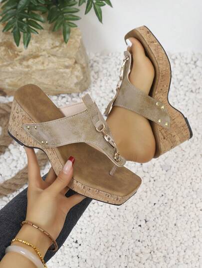 Dép xỏ ngón đế cao mới năm 2026 dành cho nữ, thoải mái và nhẹ, phù hợp cho trang phục thường ngày, giày nữ thanh lịch.