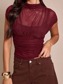 Áo croptop không tay dệt kim xuyên thấu màu đỏ tía thời trang dành cho nữ với thiết kế lưới tương phản. - Màu Đỏ Sâu - Xem 7