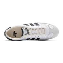 Adidas 女士休闲运动鞋，春季户外运动简约低帮通勤鞋，CHANGLE 休闲鞋 KJ3959 - 白/一號黑/乳白色 - 查看 4