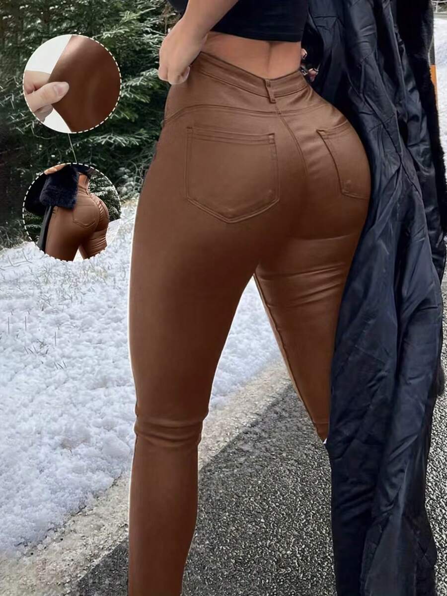 Pantaloni skinny da donna in ecopelle vita alta, colore unito con chiusura lampo, bottone e tasche - Castano - Visualizzare 1