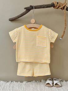 2pcs/Set Newborn Baby Boys/Girls Striped Short Sleeve Top And Shorts Set, Summer - Yellow - View 2