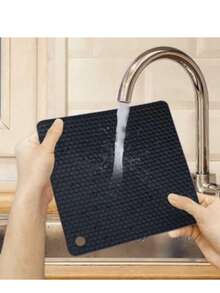 4片装黑色硅胶隔热垫，适用于热锅热碗。耐热台面垫，可用作餐垫、杯垫、隔热垫和大杯垫。 - 方圓款 - 查看 14