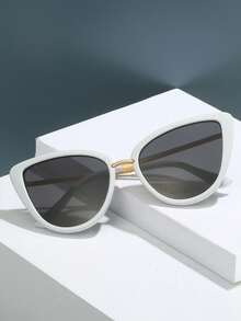 Visivana 1pc Plastic Cat Eye Frame Beach Vacation Travel Decorative Sunglasses For Summer Beach Vacation,Outdoor,Travel - White Frame All Gray - View 7