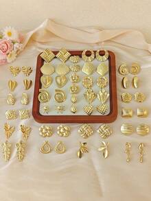 8 Pairs Assorted Stainless Steel Earring Set, Featuring Striped Scallop, Textured Heart, Hoop, Square, Twisted Heart Shapes, Boho Gold Tone Earrings, Vintage Jewelry, Summer Beach Swimwear Accessories, Attractive Outfit Decor, Wedding Dress Accessories - Suitable For Swimming, Bathing, Workout - Gold - View 9