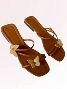 Sandália Rasteira Rasteirinha Feminina Boho Confortável Casual Detalhes Com Brilho Strass Luxo Elegante e Sofisticada Verão Cores Preta Rosê Nude Caramelo - Caramelo - Visão 4