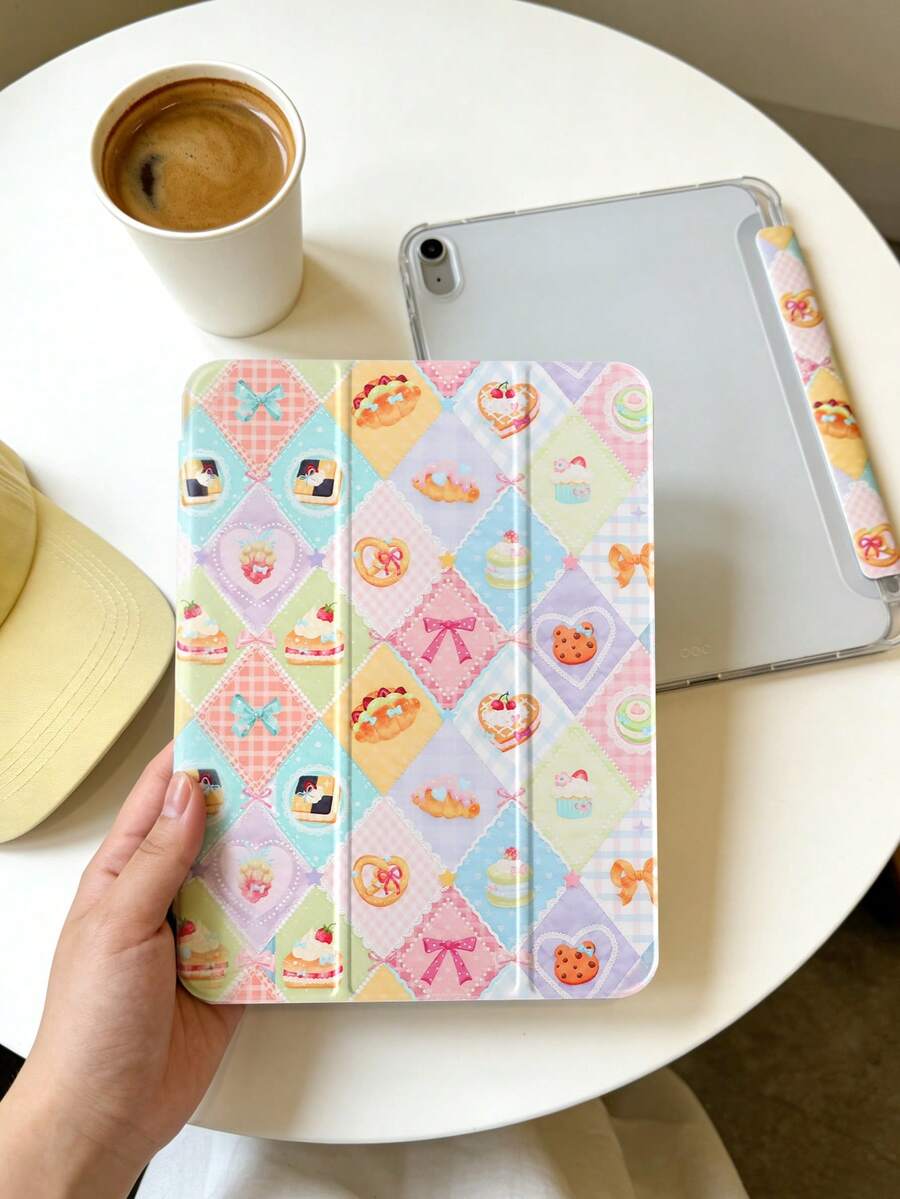 1pc Strawberry Cake Plaid Pattern Painted Tablet Case, Compatible With IPad Mini4/Mini5/Mini6/Mini7/Air/Air2/9.7/10.2/10.5/Air4/Air5/10.9/Pro 11-Inch/10th Gen/ Air 11-In.(M2)-2024/ Pro11-In.(M4)-2024/Air 11-Inch (M3) 2025/ (A16) 11 Inch 11th Generation 2025, Galaxy Tab A8 10.5 Inch 2022. Features: No Pen Included, Built-In Pen Slot, Tri-Fold Stand, TPU Soft Edge Protection, Magnetic Sleep/Wake, Aesthetic/Illustration/Cute/Fun/Personalized Design, Tri-Fold Tablet Case With Pen Slot - Multicolor - View 1