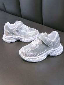 1 đôi giày thể thao cổ thấp unisex mới, đế mềm chống trơn trượt, giày casual thời trang đa năng dành cho học sinh, giày chạy bộ nhẹ cho trẻ em, phù hợp cho mọi mùa. - Bạc - Xem 8