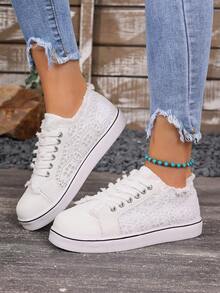Zapatillas de lona casuales con cordones y diseño deshilachado, estilo de campus primavera/otoño 2026 para uso diario, suela de PVC cómoda y transpirable adecuada para todo el año - Blanco - Ver 5