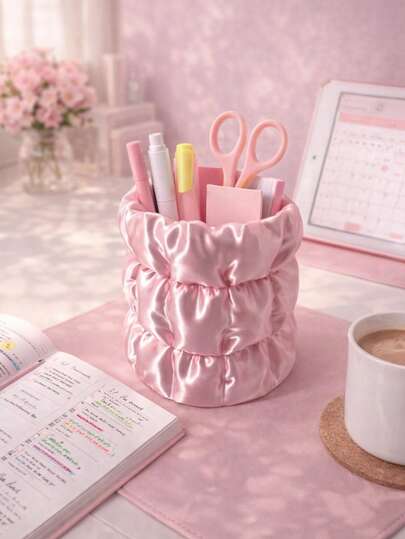 缎面化妆刷收纳盒，丝绸桌面收纳杯，美观的梳妆台化妆刷、钢笔、铅笔收纳盒，可爱毛绒化妆品收纳袋，柔软光滑的缎面桌面收纳杯，适用于办公和学习用品，化妆工具收纳盒，梳妆台装饰，少女宿舍桌面收纳配件