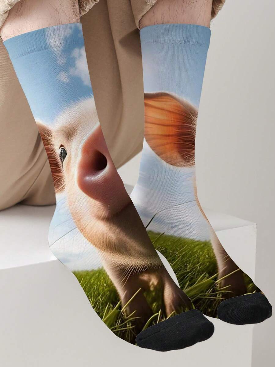 1 Pair 360 Print Funny Pig Crew Socks For Men & Women - Novelty 3D Piggy Face Mid-Calf Socks, Cute Cartoon Pig Socks, Fun Casual Novelty Socks - Multicolor - View 1
