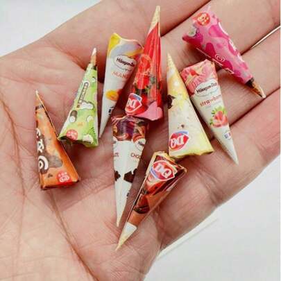 1:12 Miniature Dollhouse Micro Food Toy, Realistic Miniature Ice Cream Cone Model, Suitable For Scene Decoration