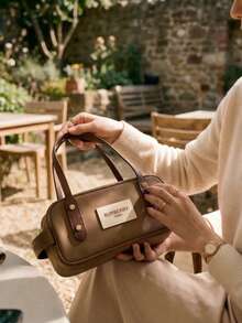 Burberry 1 pieza Bolsa de cosméticos de nailon tipo Boston, bolsa de maquillaje de estilo británico retro, bolsa de maquillaje estructurada y ligera para uso diario y viajes, regalo ideal - Multicolor - Ver 6