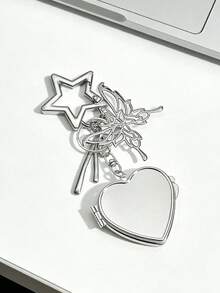 金属心形和星形装饰钥匙扣，银色镂空蝴蝶吊坠，内置迷你镜子，包包装饰钥匙扣，生日、情人节、母亲节送给女性的小礼物，情侣包包配饰，时尚挂饰，手提包和钱包的时尚吊坠，便携式化妆配件，适合女性、女孩、爱美人士和送礼者。 - 彩色 - 查看 4