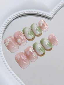 24 móng giả vuông ngắn, họa tiết hoa nhuộm màu xanh lá cây cổ điển mùa xuân, thể hiện vẻ quyến rũ thời trang, đường nét tinh tế, mượt mà, bao gồm 1 gel dán và 1 dũa móng, thích hợp cho tiệc Valentine, khiêu vũ, sử dụng hàng ngày, có thể tháo rời và tái sử dụng. - Nhiều màu - Xem 4