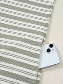 Acelitt 绿色条纹V领短袖T恤中长连衣裙，带口袋 - 綠色 - 查看 6