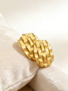 Thick And Chunky Gold Declaration Earrings With Irregular Pleated And Fluffy Design. Elegant And Refined Earrings. 18K Gold Plated Stainless Steel Earrings. Lightweight And Hypoallergenic. Fashionable And Simple Jewelry Gifts Suitable For Daily Casual Wear, Parties, Birthdays, And Wedding Occasions. - Gold - View 3