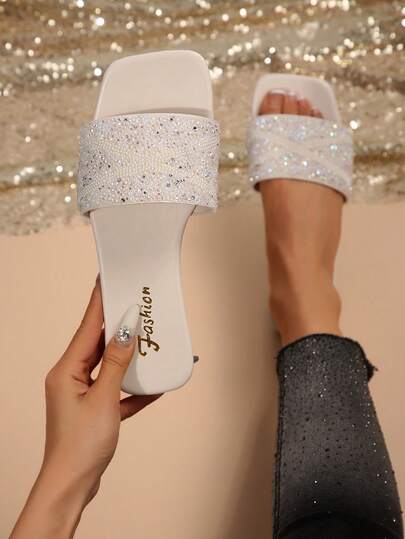 Plus Size Women's One-Strap Rhinestone Decorated Sandals, Casual Versatile Outdoor Flat Plastic Slippers