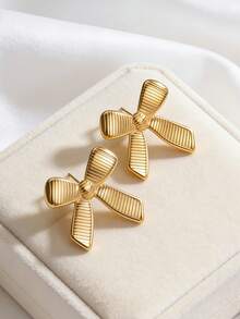 Conjunto de 4 brincos de borboleta em ouro e prata - Brincos femininos elegantes e requintados. Os brincos em aço inoxidável banhado a ouro 14K são leves e hipoalergênicos. Perfeitos para uso casual no dia a dia, festas, encontros, aniversários e casamentos. Um presente ideal para mulheres. - Multicolorido - Ver 9