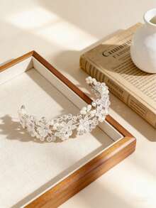 1pc Girls Pearl 3D Flower Headband, Wedding Bridesmaid Holiday Party Hair Accessory - Multicolor - View 3