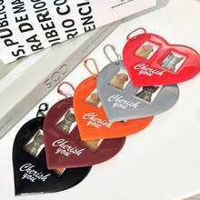 2个红色心形证件卡/照片夹，明星粉丝钥匙扣挂件，适合放置宠物照片，生日或毕业礼物 - 多色 - 查看 2