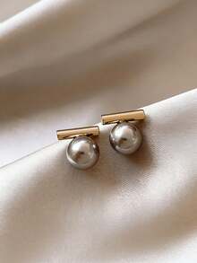 1 Pair Minimalist Faux Pearl Gray Stud Earrings, Fashionable Elegant Versatile Earrings, 2026 New Design Jewelry Suitable For Women's Holiday And Daily Wear - Grey - View 5