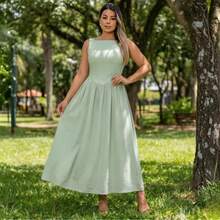 Elegant  Long Dress, Lightweight Fabric, Sizes S, M, L, Simple, Gathered, Suitable For Weddings, Outings, And Parties - Pistachio Green - View 3