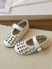 1 Pair Girls Hollow Out Shoes, Non-Slip Round Toe Hook And Loop Simple Princess Style, Suitable For Daily Wear - Beige - View 7