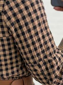 Women's DUNA Plaid Midi Dress With Shirt Collar And Bishop Sleeves, Casual, With Buttons, Asymmetrical Hem, Summer And Beach. - 棕色和黑色格子圖案 - 查看 2