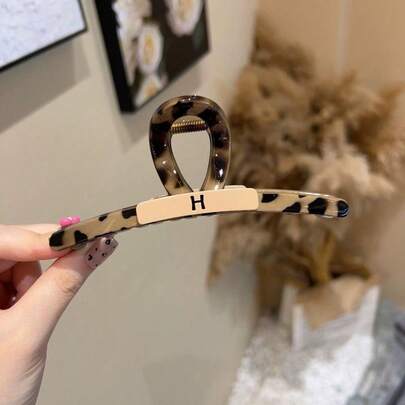 别致复古风发爪，饰有字母H，优雅防滑夹钳，时尚发饰，适合女性，可用于派对和日常装扮。