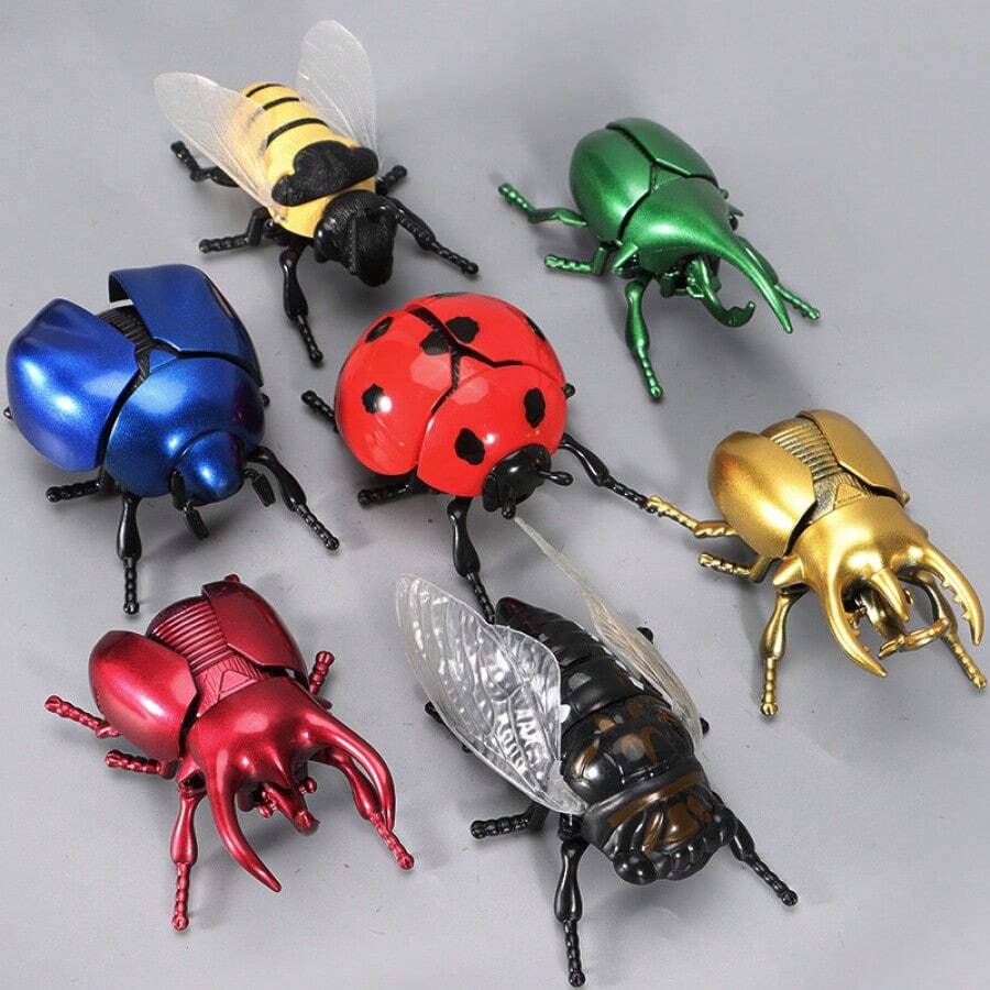 1pc Creative Wind-Up Crawling Ladybug/Bee/Jewel Beetle, No Battery Required, Suitable For Outdoor Decor, Realistic Insect Model Toy