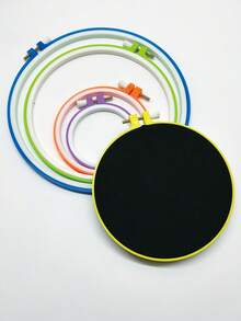 Colorful Plastic Embroidery Hoops, 5 Sizes: 3.74in/4.92in/6.3in/7.87in/9.65in, Suitable For Cross Stitch, Embroidery, Handcraft DIY - Colorful Plastic Embroidery Hoop - View 4