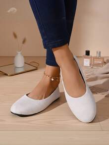 Classic Suede-Like Ballet Flats, Lightweight Non-Slip Women's Shoes, Versatile For Commuting And Daily Wear - White - View 4