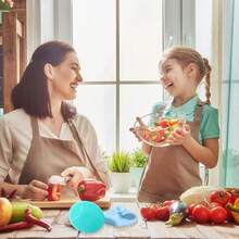 Bộ cọ rửa rau củ nhà bếp gồm 2 chiếc, có tay cầm chắc chắn, giúp dễ dàng làm sạch khoai tây và cà rốt. Bộ cọ rửa rau củ dễ vệ sinh – Được thiết kế đặc biệt để loại bỏ bụi bẩn trên bề mặt nhà bếp. - Nhiều màu - Xem 7
