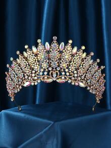 Wreaths & Crowns - Red - View 3