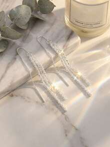 一对优雅奢华闪亮星光流苏耳环，百搭高端小众流苏耳环，适合女性作为礼物、节日、约会或日常佩戴。 - 銀色 - 查看 4