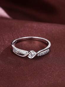1 pieza Anillo de mujer de diseño cruzado retorcido con circonita brillante, versátil para uso diario, propuesta o cualquier ocasión - anillo - Ver 4