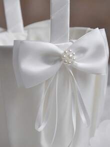 Set de 2 piezas de cesta de flores y almohada para anillos de niña de las flores de boda de satén blanco, con diseño de flores de perlas y lazos, adecuado para decoración de fiesta de boda (anillos no incluidos) - Ver 4