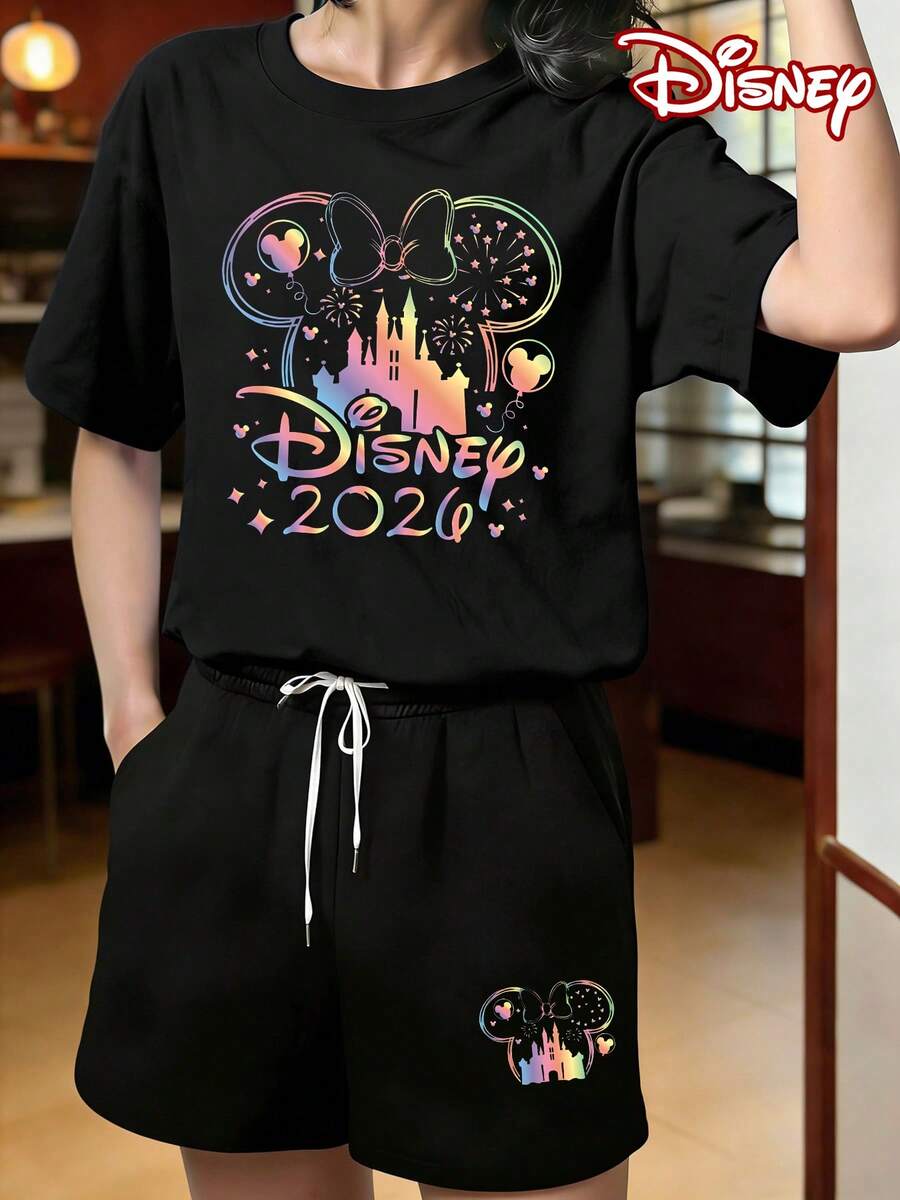 Disney Official Authorization | Women's 2PCS Casual Short-Sleeve T-Shirt & Shorts Set. Featuring A Mickey Mouse Head Silhouette, Combined With 2026 Rainbow Castle, Fireworks And Balloon Elements. The Fabric Is Soft And Breathable, Making It Perfect For Vacations, Outings And Daily Casual Wear. - màu đen - Xem 1