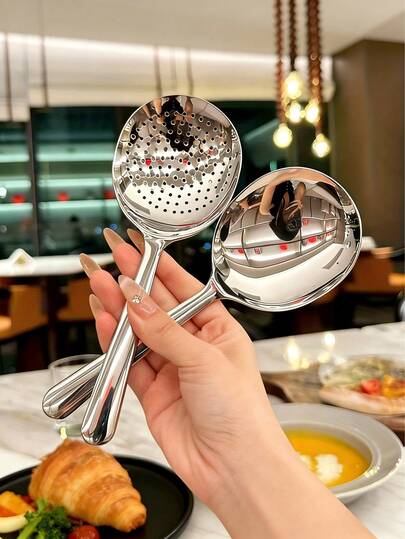 Heavy Duty Commercial/Home Kitchen Ladle, Large Serving Spoon With Heat-Resistant Short Handle And Drainage Holes, Easy To Clean, Suitable For Restaurant, Catering And Home, Durable Stainless Steel Tableware, 410 Material, Catering Supplies