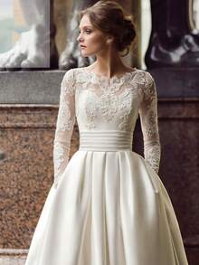Elegant Long Sleeve High Neck Lace Appliqué A-Line Wedding Dress With Open Back And Sweep Train – Premium Sheer Lace Overlay With Heavy Satin Underlay, High Neckline With Illusion Sleeves, Fitted Bodice With Boning, High-Slit A-Line Skirt With Scattered Beading, Sweep Train With Clean Hem, Available In Ivory – Perfect For Spring/Summer Outdoor Garden Weddings, Beach Ceremonies, And Romantic Receptions, Lightweight And Airy Design, Ideal For Warm Weather, International Export Quality, Suitable For Global Bridal Market - 白色 - 查看 4