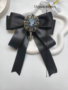 时尚个性化领结花朵，适合搭配校服、休闲装和戏服，是返校必备单品，也是休闲娱乐的理想之选。推荐作为情人节礼物。 - 領結2 - 查看 2