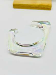 1. 简约优雅的几何彩虹手链，时尚百搭，可单独佩戴或与其他手链叠戴，适合女性日常佩戴、度假、音乐节及多种场合。 - 透明幻彩 - 查看 19