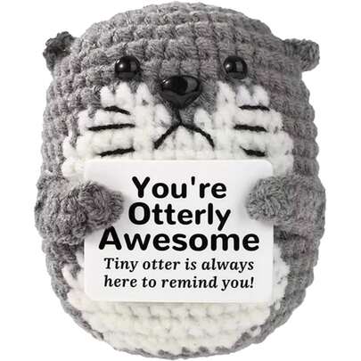 1pc Crocheted Beaver Plush Doll, Mini Crochet Potato Doll, Emotional Crochet Animal Handmade Beaver Doll (Gray), With Support Card, Cute Gift To Encourage Friends, Birthday, Party Decor, Can Be Hung On Bedside Cabinet, Hallway Cabinet, Office Desk Or Bookshelf To Create A Joyful And Comfortable Atmosphere For Any Room.