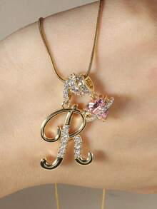 1pc Cubic Zirconia Heart Shaped Necklace With 26 English Letters Design, Classic Retro Pendant Necklace, Suitable For Daily Wear Or Gatherings, Perfect Gift Choice For Valentine's Day - Gold - View 3