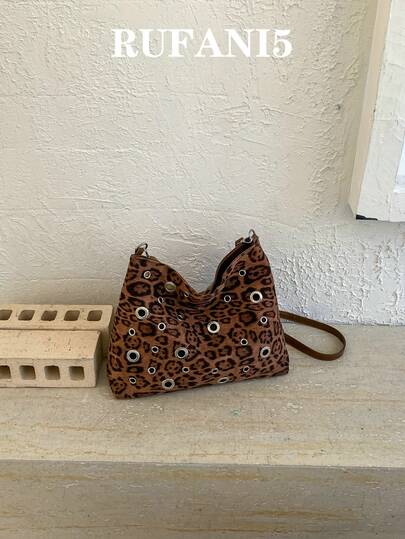 时尚新款豹纹大容量通勤实用单肩包，无悬挂配件，优雅百搭的金属孔眼设计，女士斜挎包，适合购物、携带钱包、年轻女性、大学生、职场新人及白领人士。非常适合办公室、大学、工作、商务、通勤、户外活动、旅行和郊游等场合。