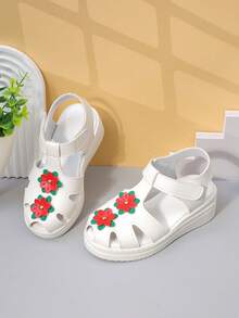 Giày sandal cho bé gái, giày cao gót đế dày họa tiết hoa mùa xuân/hè mới, giày công chúa retro màu trắng đi biển, sandal kín mũi dành cho học sinh biểu diễn. - trắng - Xem 5