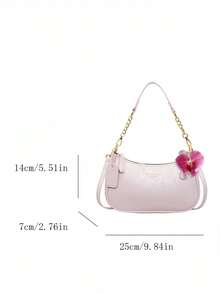 这款全新时尚多功能单肩包/月牙形包/腋下包采用纯色PU材质，并饰有字母图案，非常适合购物。包身点缀着红色人造花，使其成为夏季、海滩度假和开学季的理想之选。它也可以用作女士钱包。 - 粉色 - 查看 4