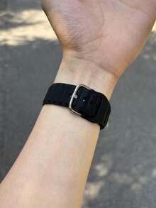 硅胶表带，兼容 42mm、38mm、40mm、41mm、44mm、45mm、46mm、49mm 型号，时尚智能手表替换表带，适用于 Series Ultra2、Ultra SE2、SE 11、10、9、8、7、6、5、4、3、2、1 等型号，男女通用，学生返校季理想礼物 - 黑色 - 查看 4